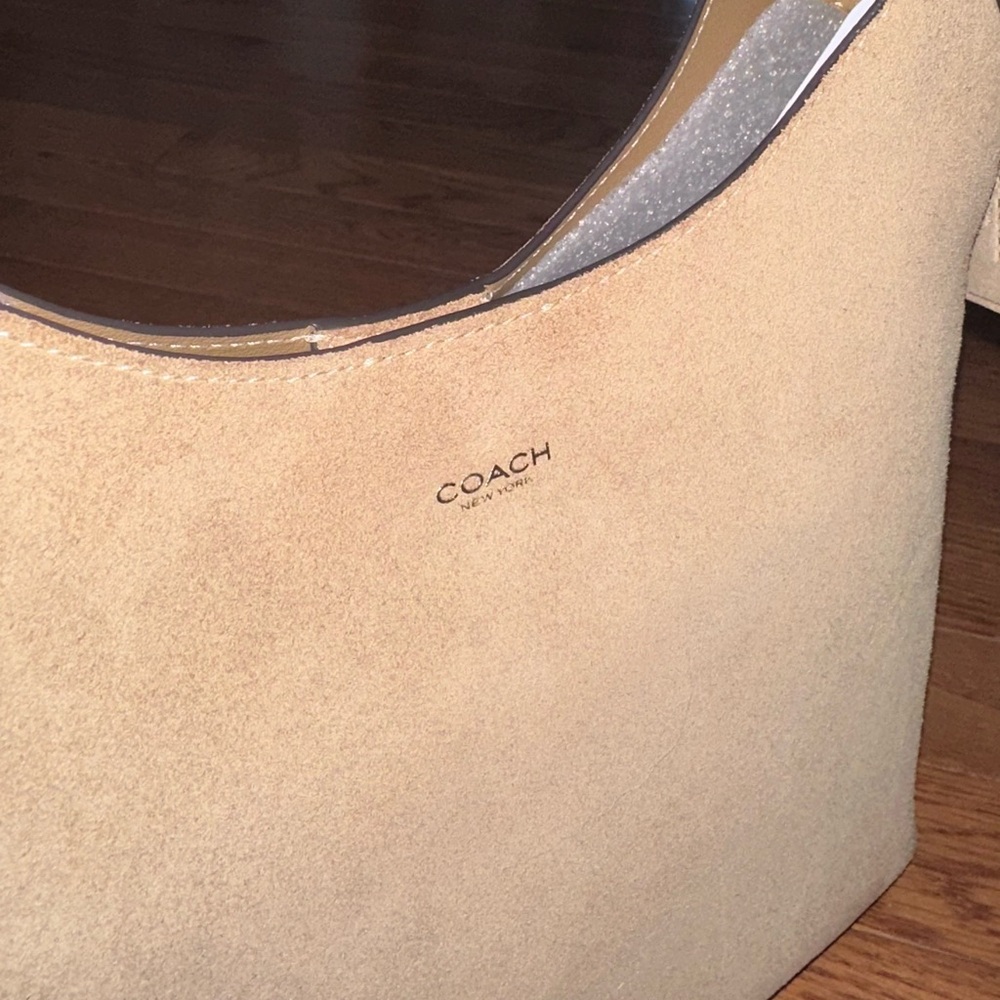 Coach Tan Brooklyn 28 Shoulder Bag - Picture 4 of 9
